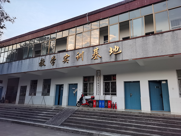 公司赴江西農(nóng)業(yè)大學(xué)進(jìn)行項目培訓(xùn)